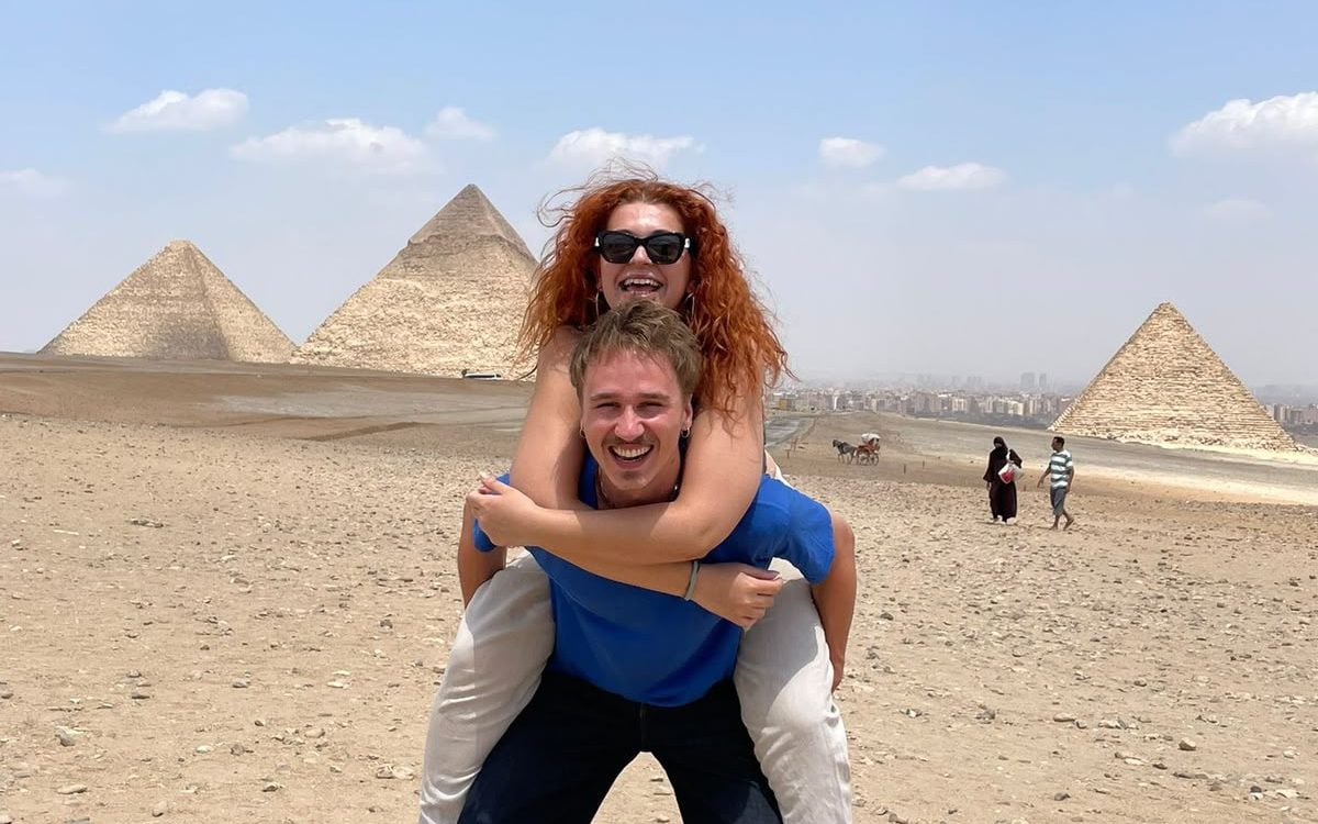 Happy Shots Piggyback Pyramids