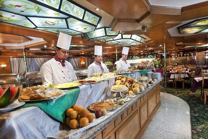 cairo-dinner-cruise-2