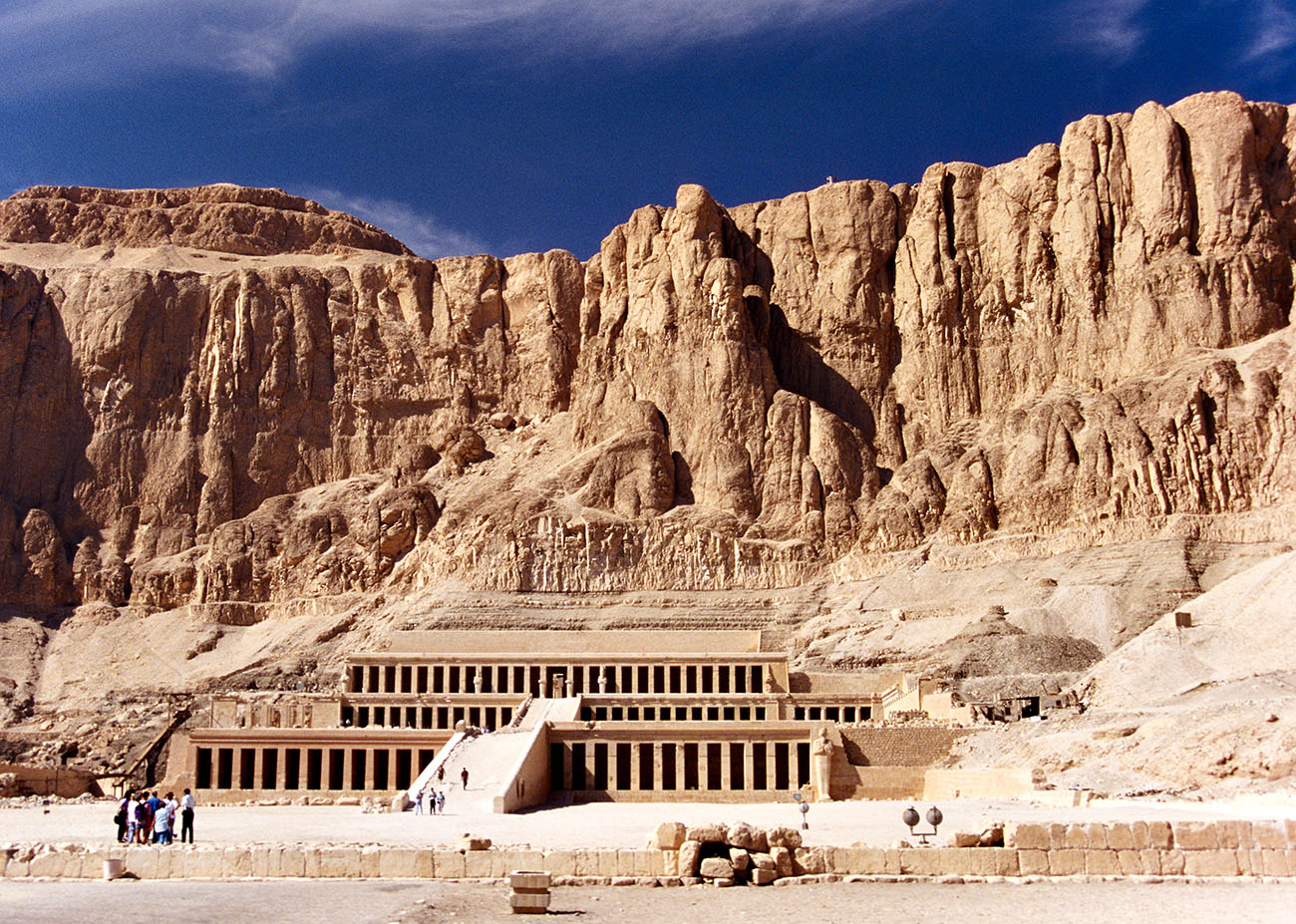 queen-hatshepsut-temple-luxor-egypt1