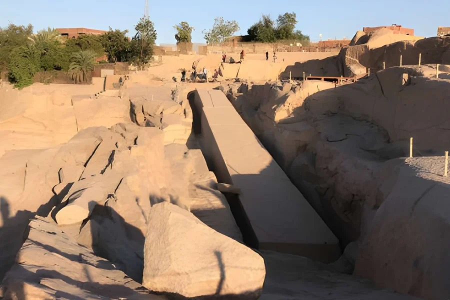 High Dam and Philae Temple Tour